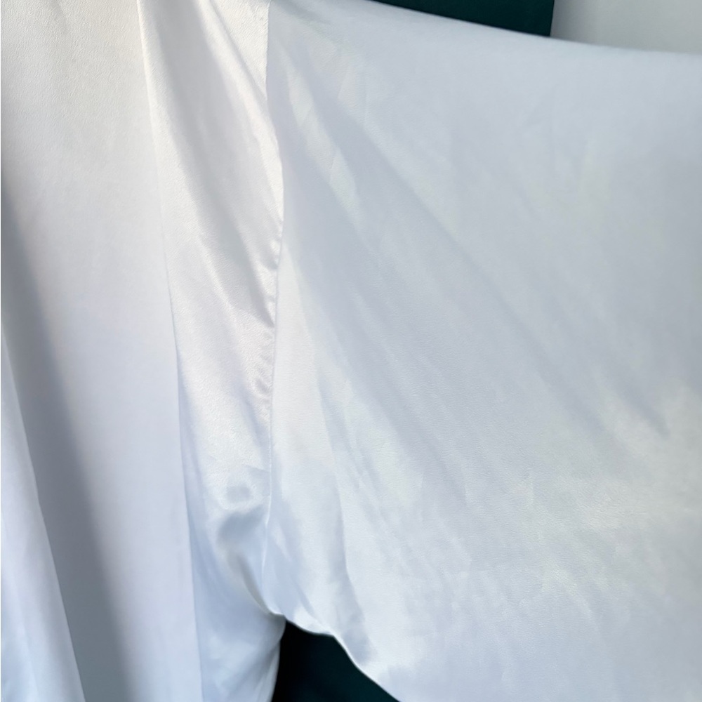 Victoria's Secret White Satin 'BRIDE' Rhinestone Robe - Picture 6 of 7